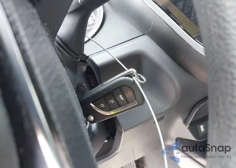 2020 Toyota Camry Le из США, поврежденный, VIN 4T1C11AKXLU500255